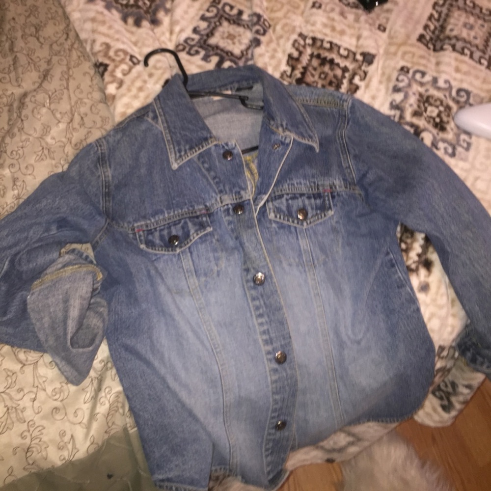 Jean jacket - Picture 2 of 3